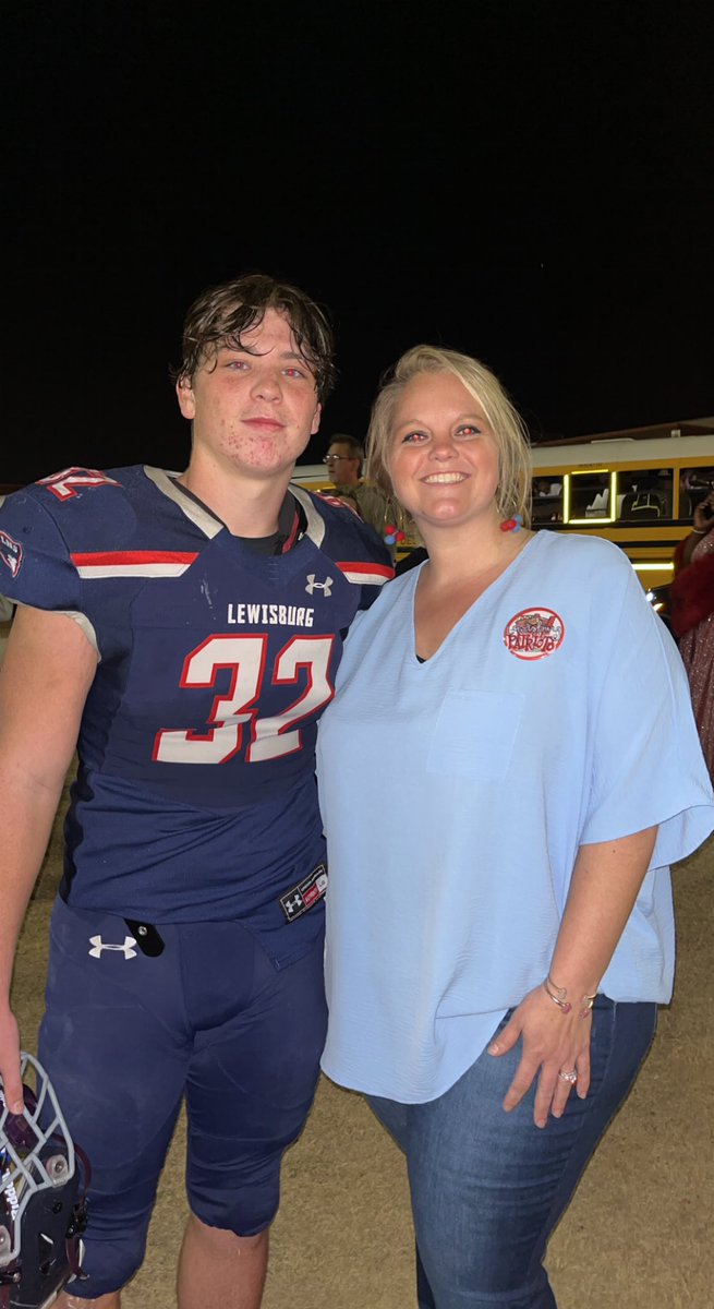 Mrs. Taylor tweet media