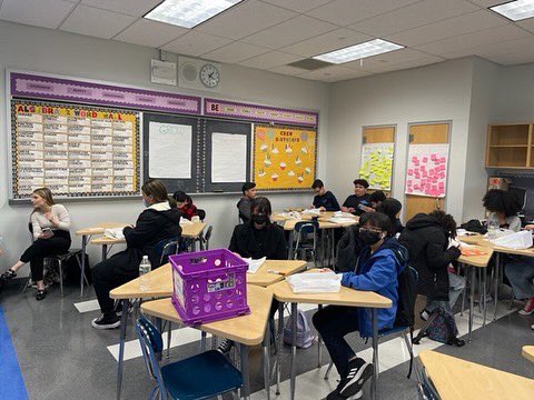 GaynorMcCownELS's tweet photo. Give a Book Day of Service providing local children with brand new books to read! Thank you to Ms Rivera, Ms Zabrovskiy, & team! ๐คฉ #dayofservice #makeamarkmakeadifference @CSD31SI @SuptCheng_CIOB @NYCOutwardBound https://t.co/g74sjb6Mwa
