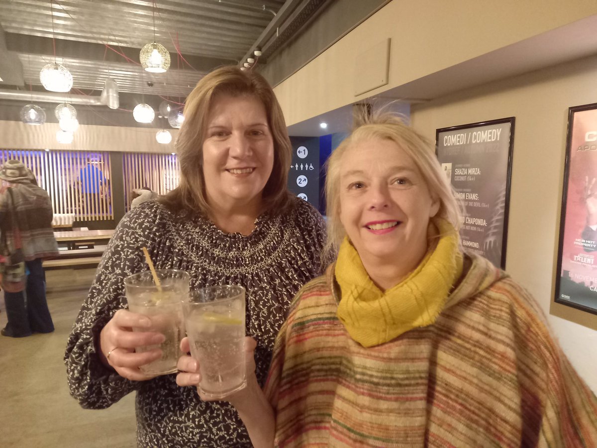 Great evening <a href="/TheatrMwldan/">Mwldan</a> watching The Invisible Man produced by <a href="/ratarts/">Rich Tunley</a> with my best friend <a href="/lilachead/">Kate Rowlands</a> , very funny, four very talented actors and a lovely small theatre.Well done to all .