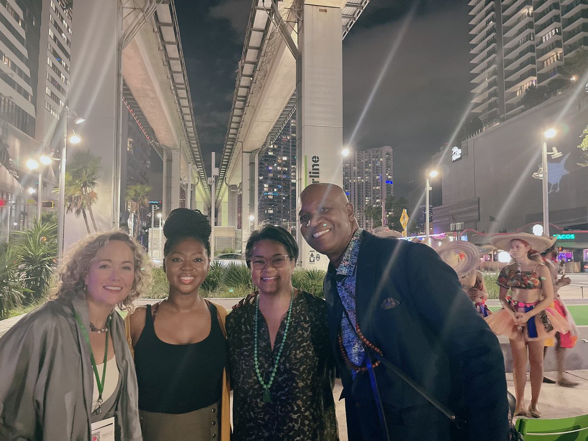 v_laguerre's tweet photo. Great time launching the Global Musical Series at @theunderlinemia featuring @PeterLondonGDC, sponsored by @BankofAmerica.
Thank you to The Underline Miami and PLGDC team for the exciting collaboration!!!! https://t.co/OgXayP8xc3