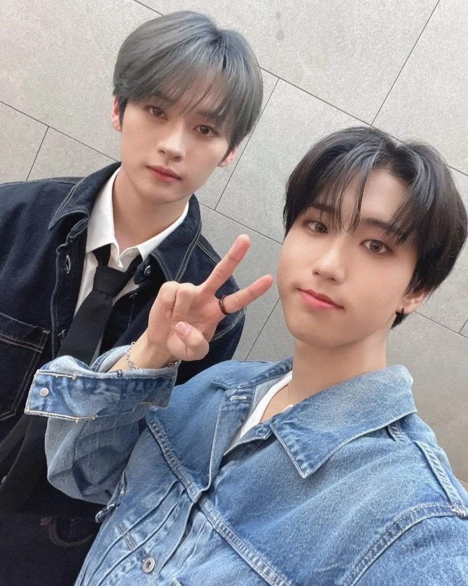 💙 221022 믾성중심 셀카 💙