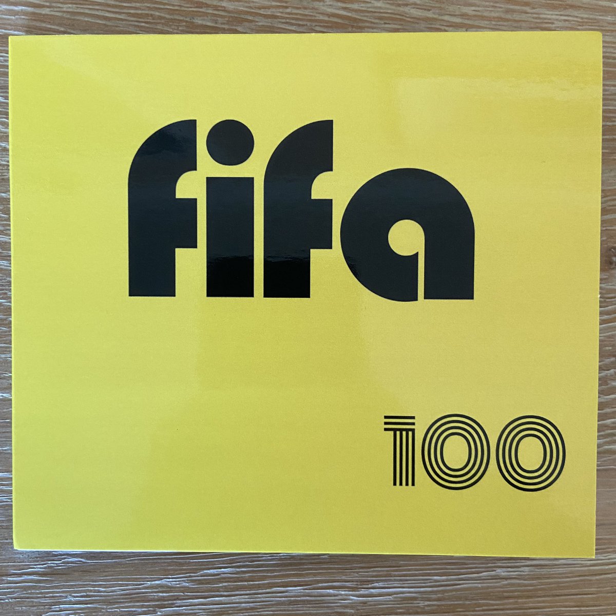 MarkSmales's tweet photo. My mate the Postman dropped off #100 from the wonderful @CorkFifa featuring some amazing artists… @OneMorninAugust @SilverOwlsCork @TheEmperorsCork @TroublePilgrims @catdowlingmusic @FirstAndCoach @KlubberM @frankandws @AugustWellsBand @TheLoveBuzz1 &amp; others https://t.co/BhsQUaPWN9