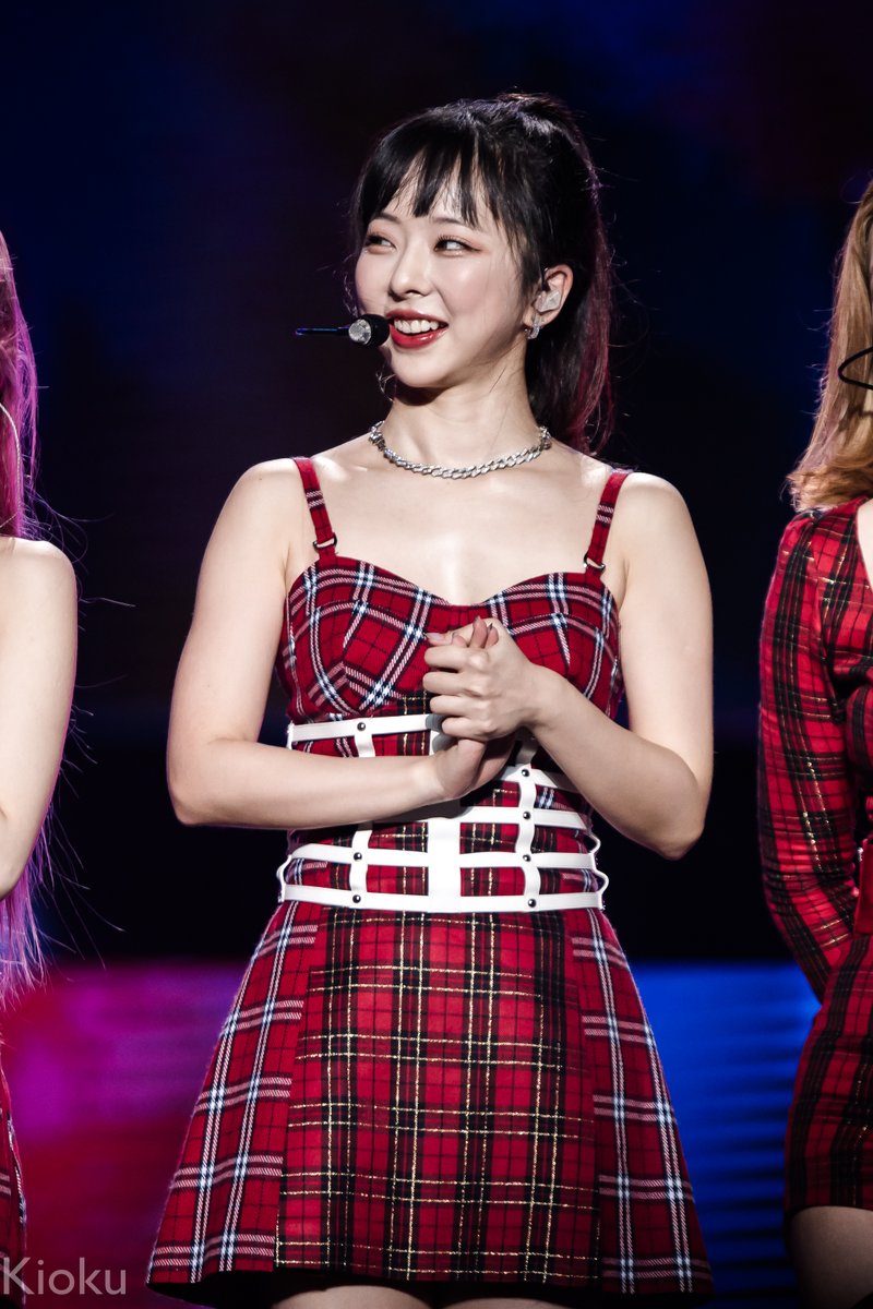 haruhiyuu's tweet photo. [2022.10.21] LOONA ViVi
「 POPSTIVAL 2022 」

The whole world needs to know that ViVi is extra gorgeous with those bangs. ❤️

#이달의소녀 #LOONA #LOONAFESTIVAL #POPSTIVAL2022 #ViVi
@loonatheworld https://t.co/DljqYWBGgj