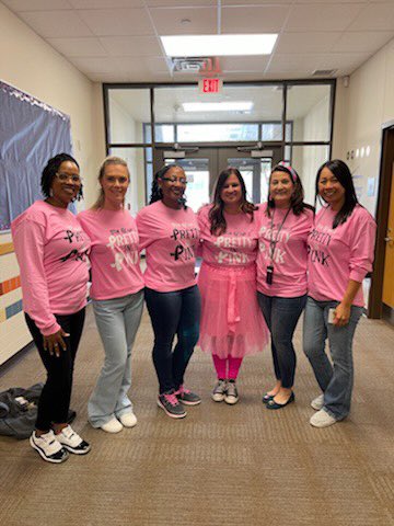 gibbschfrisco's tweet photo. Pink Out for Breast Cancer Awareness @PhillipsElem @DrTinaNixon @RonaLBrowning @phillipsduong @FadayomiQ https://t.co/d1YpqJyIdD