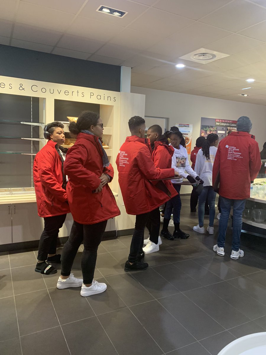 Le Campus des Métiers TI-VAG : LMHT, LP Arron, LPO Bastaraud, LPO Carnot, Lycée Agricole en route pour Saint-Malo, Route du Rhum 2022 Destination Guadeloupe <a href="/gangloffchris/">Christine Gangloff-Ziegler</a> <a href="/achalus971/">Ary CHALUS</a> <a href="/lpaugustinarron/">Lycée Professionnel Augustin Arron</a> <a href="/GosierLmht/">Lycée des Métiers Violetta Chaville Le GOSIER</a> @MMerciecca <a href="/LpoCarnot/">Lpo Carnot</a>