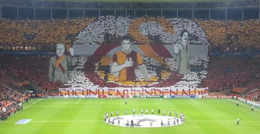 TARİHTE BUGÜN | 'Gücünü Tarihinden Al' koreografisi gerçekleştirildi. #ultrAslanUNI