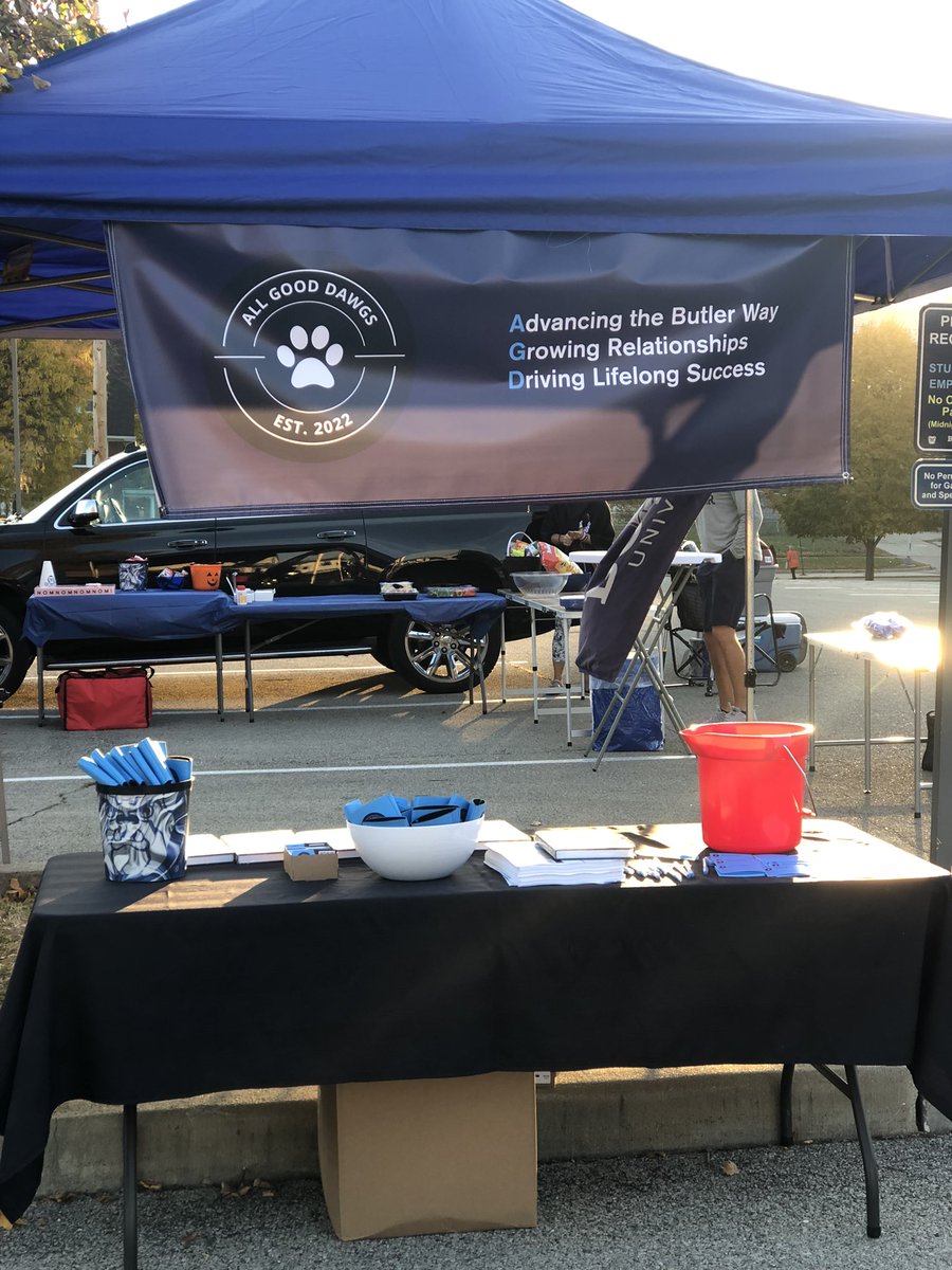 AllGoodDawgs's tweet photo. A beautiful morning at @butleru Homecoming!
The @hinklebucket is in the house and ready to accept your registration for our grand prize drawing. See you soon! https://t.co/h0rZrvH71C