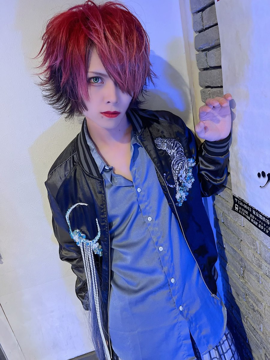 K_N_roku's tweet photo. ・赤羽ReNYでフライヤーくばり
・ユナイトさん
・nuriéさん
・ありがと
#Lavitte
#ユナイト
#nurié
#フライヤー https://t.co/Uo13unzgPV