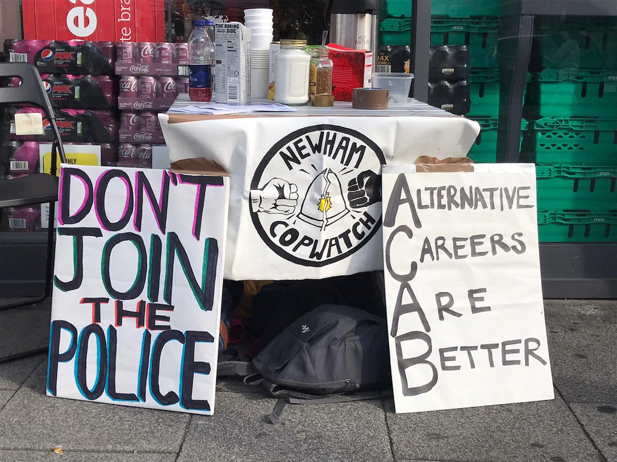 Newham CopWatch tweet media