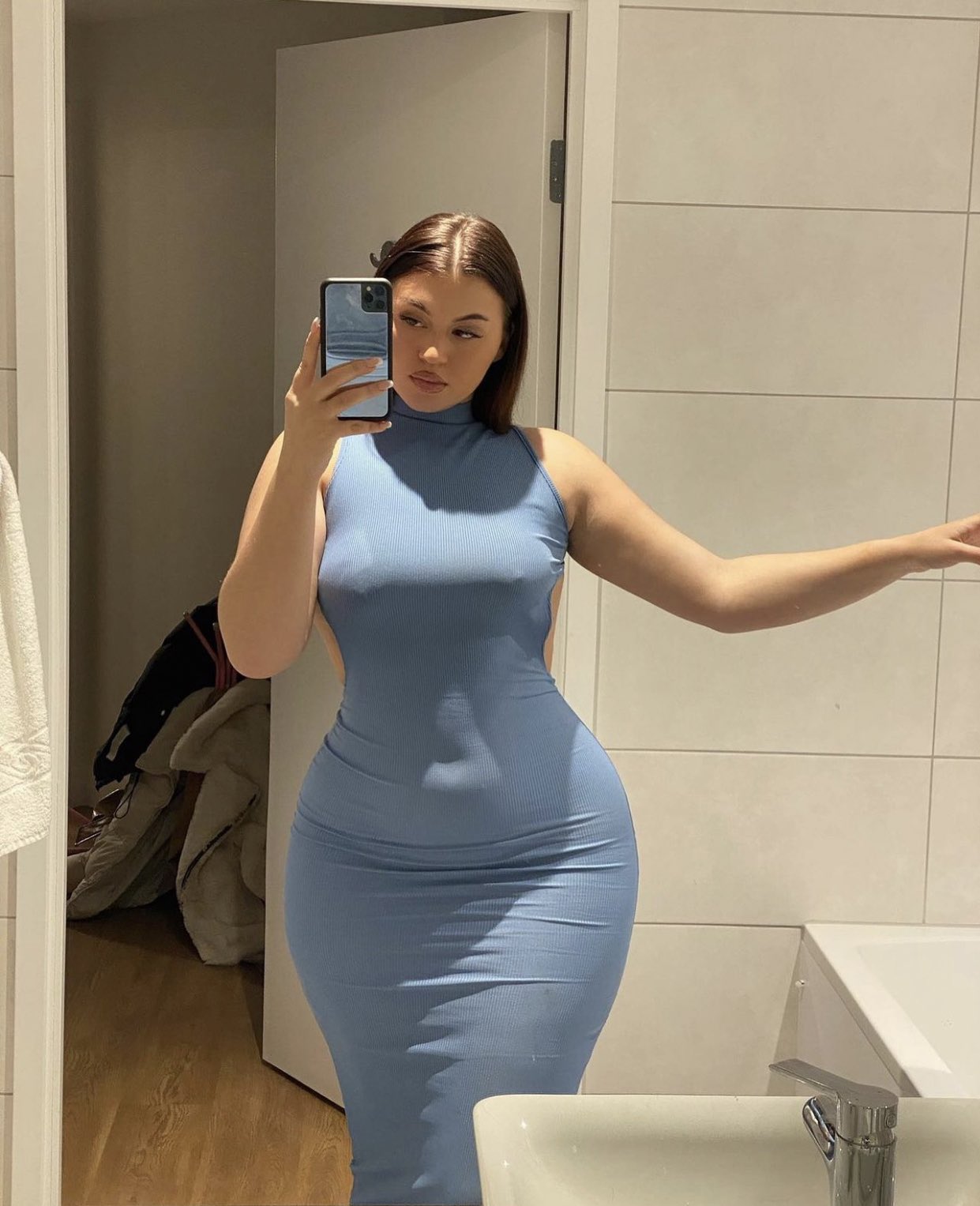 VALERIA on X: t.cokvdUH5QCUr  X