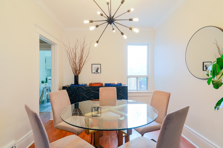 Now For Sale
Riverdale | 57 Simpson Ave

**Open House**
2-4pm today.

🎃FREE PUMPKIN PICK UP🎃

Please join us this afternoon from 2-4 pm at our new listing…57 Simpson Ave in 
Prime Riverdale! While you’re there, pick up your FREE PUMPKIN.