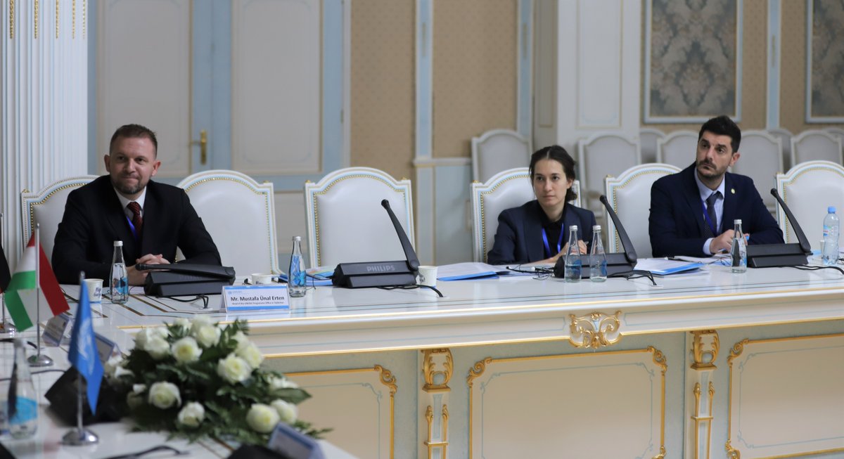 .@UNODC shared best practices on integrated border mgmt & count. terrorism in #CentralAsia at the conf. on Int'l & Regional #BorderSecurity to Counter #Terrorism in Dushanbe 🇹🇯. News release: bit.ly/3Dmw2QT @MittalAshita @M_Karimipour @UNODC_TPB @UN_OCT @UNinTajikistan