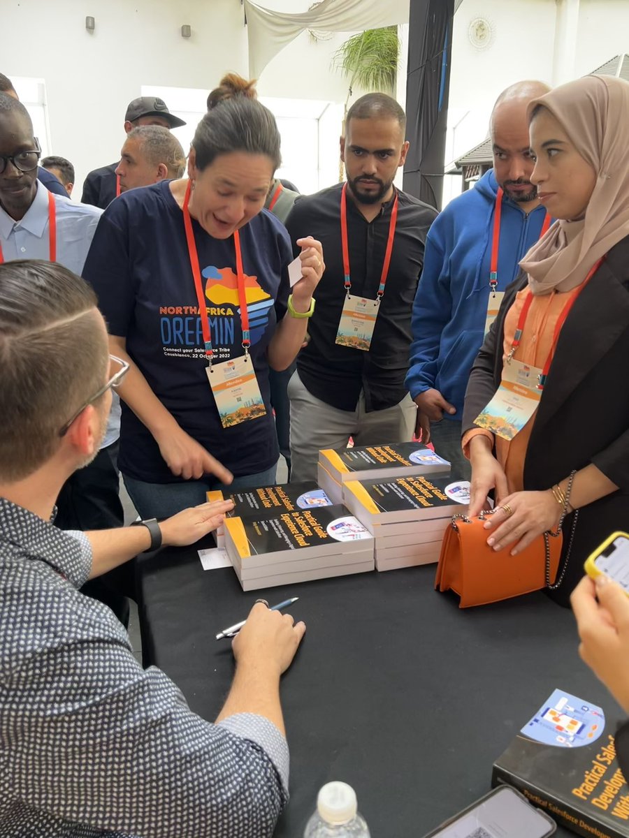 It was a truly amazing experience meeting some of the attendees at North Africa Dreamin’ and being able to share my @salesforce books, thanks to @Apress. Session on CMS coming up at 14:40! #NAD22 #salesforce