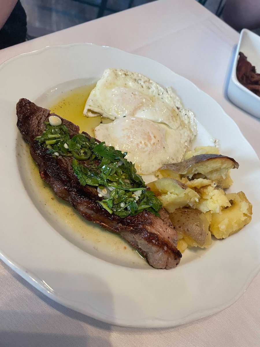 We all know that the best way to get your Saturday going is with brunch, and Floriana has everything you need for just that. Join us for a bite anytime from 11 - 2:30 PM. ⁣

#florianarestaurantdc #dcfoodie #eatdrinkdc #districtdining #dcbrunch #dcbrunching