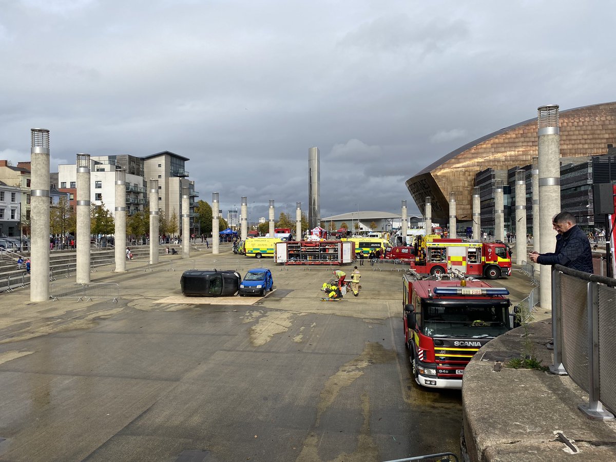 Geraint9914's tweet photo. @SWFireandRescue an excellent 999 emergency services event in Cardiff Bay today. Great opportunity to showcase our services and engage with the public for community safety, recruitment and to have input on our improvement objectives. Well done to everyone involved. https://t.co/SVMaslsuT9