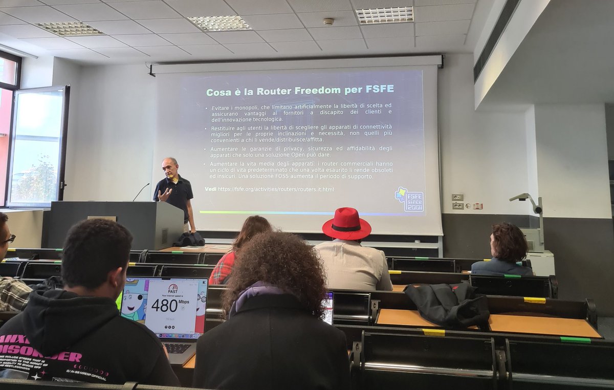 Today we joined <a href="/UnixMiB/">unixMiB</a> for #LinuxDay #Milano with talks from @fsfe about #PublicCode, <a href="/opentimestamps/">OpenTimestamps</a> and #RouterFreedom ! linuxdaymilano.org <a href="/THREADelli/">Timothy Mario Redaelli</a> <a href="/teknoraver85/">Matteo Croce</a>