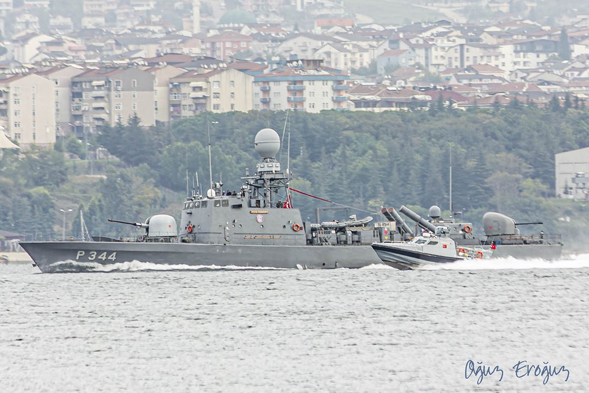 OguzEroguz1's tweet photo. #TurkishNavy's #RüzgarClass fast attack crafts #TCGRüzgar #P344 #GüçlüEser, #TCGPoyraz #P345 #RüzgarlarınEfendisi, #TCGGurbet #P346 #GüçlüveKararlı, #TCGFırtına #P347 #HerZamanHerYerde https://t.co/IaghiN2Hwj