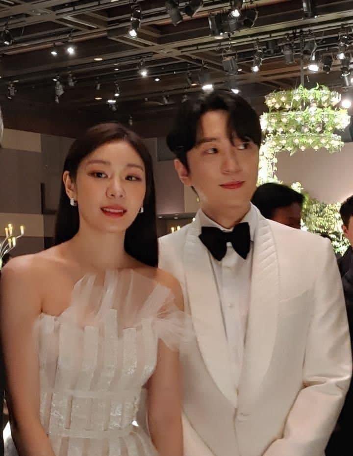 SeoyulSoobinMom's tweet photo. แต่งแล้วจ้า  โก อูริม 💕 คิม ยอนอา #고우림 #김연아 #결혼축하해요 https://t.co/d9dNLD5Jbp
