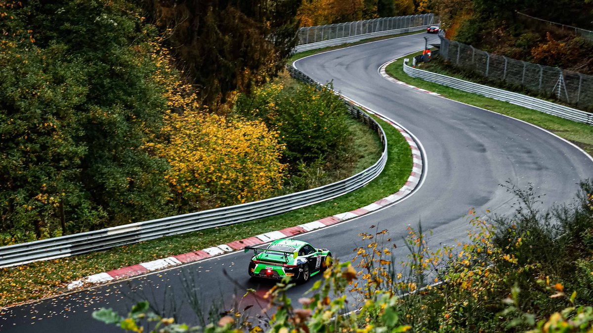 #NLS - We are heading into the final hour of racing in the 'Green Hell'. The fastest #Porsche is #EMAMotorsport's #911GT3R of @Olsen_Dennis and @matteo_cairoli. Further placings: P3 - @FalkenTyres/@mragginger P7 - @dinamicmotors /de Leener P8 - W&S/Blickle (#911GT3Cup)