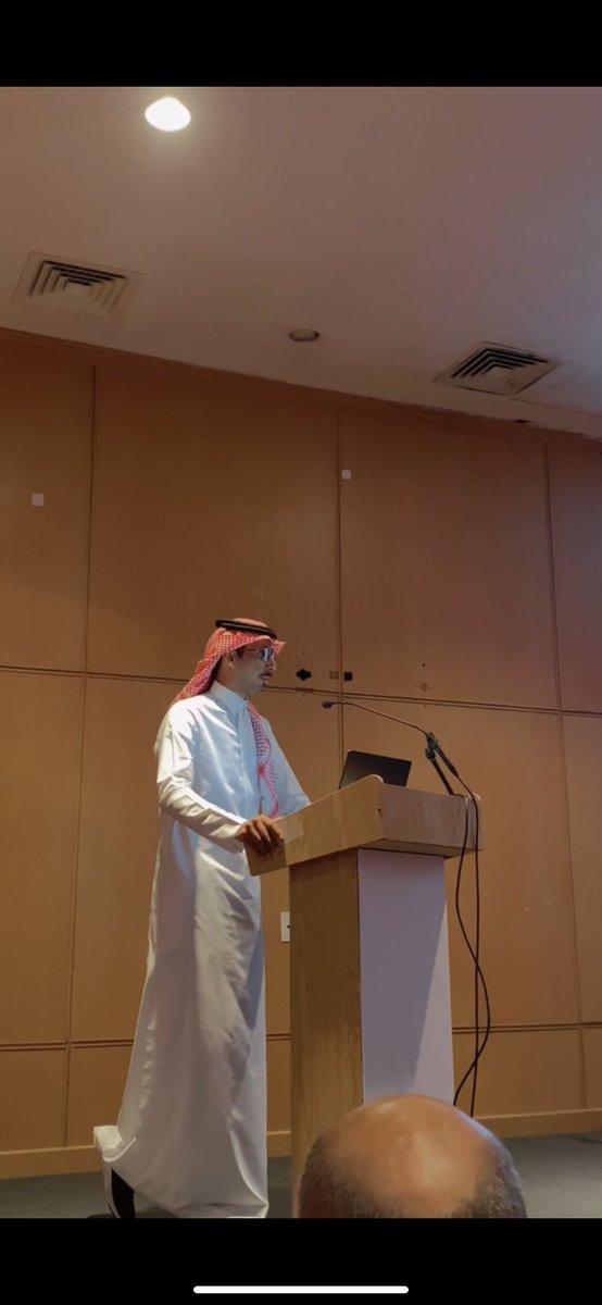 mjeed80x's tweet image. أبارك لفريق البحث زملائي وزميلاتي هذا الإنجاز، الفوز بالمركز الأول في مؤتمر مكة الدولي لطب الأسنان IADR الإنجاز الذي يسجّل باسم كلية طب الأسنان بجامعة الملك خالد. نجاحٌ وتفوق يُضاف لجامعتنا العريقة والذي يعكس قوتها ومكانتها العلمية ولن يكون الأخير بإذن الله.