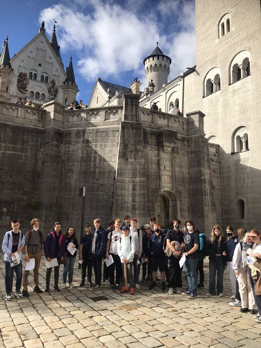 A great tour of the Neuschwanstein Castle, no photos allowed in the main rooms <a href="/BoothamMFL/">Bootham MFL</a> @BoothamSchool