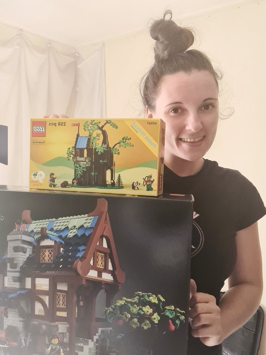 IvyRain_TV's tweet photo. First #lego stream on #twitch - Sunday 23rd 3pm onwards BST. Starting with building #MedievalBlacksmith, gifted to me by the AMAZING Squid :) stop by and chat if you're around xx
https://t.co/WqDjK0tM4d https://t.co/Bn68mNdJLM