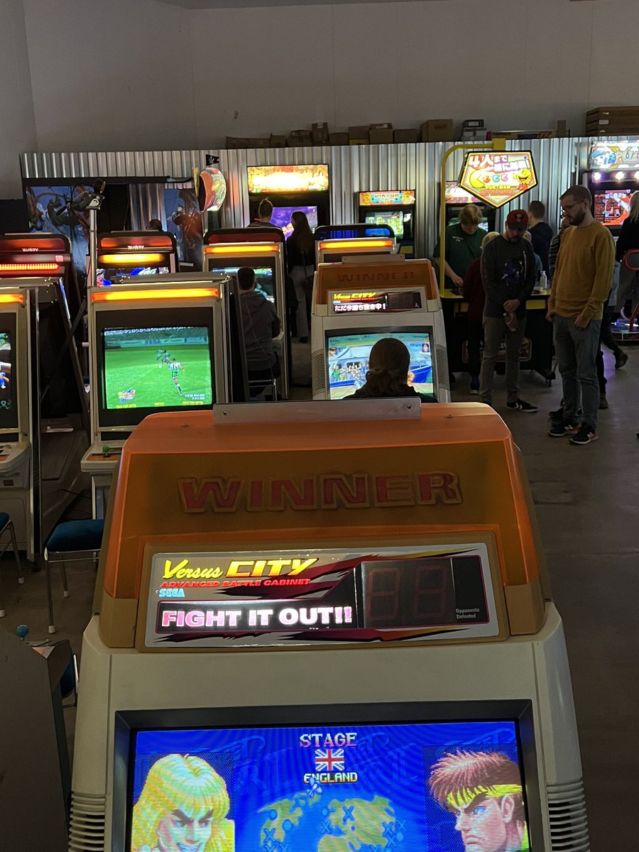 rkmkknn's tweet photo. Offline tournaments are back! Our 16 player Super Turbo tournament is in full swing (no stream, sorry. ). Venue: @sugoipelihalli https://t.co/p7GRF8V9eQ
