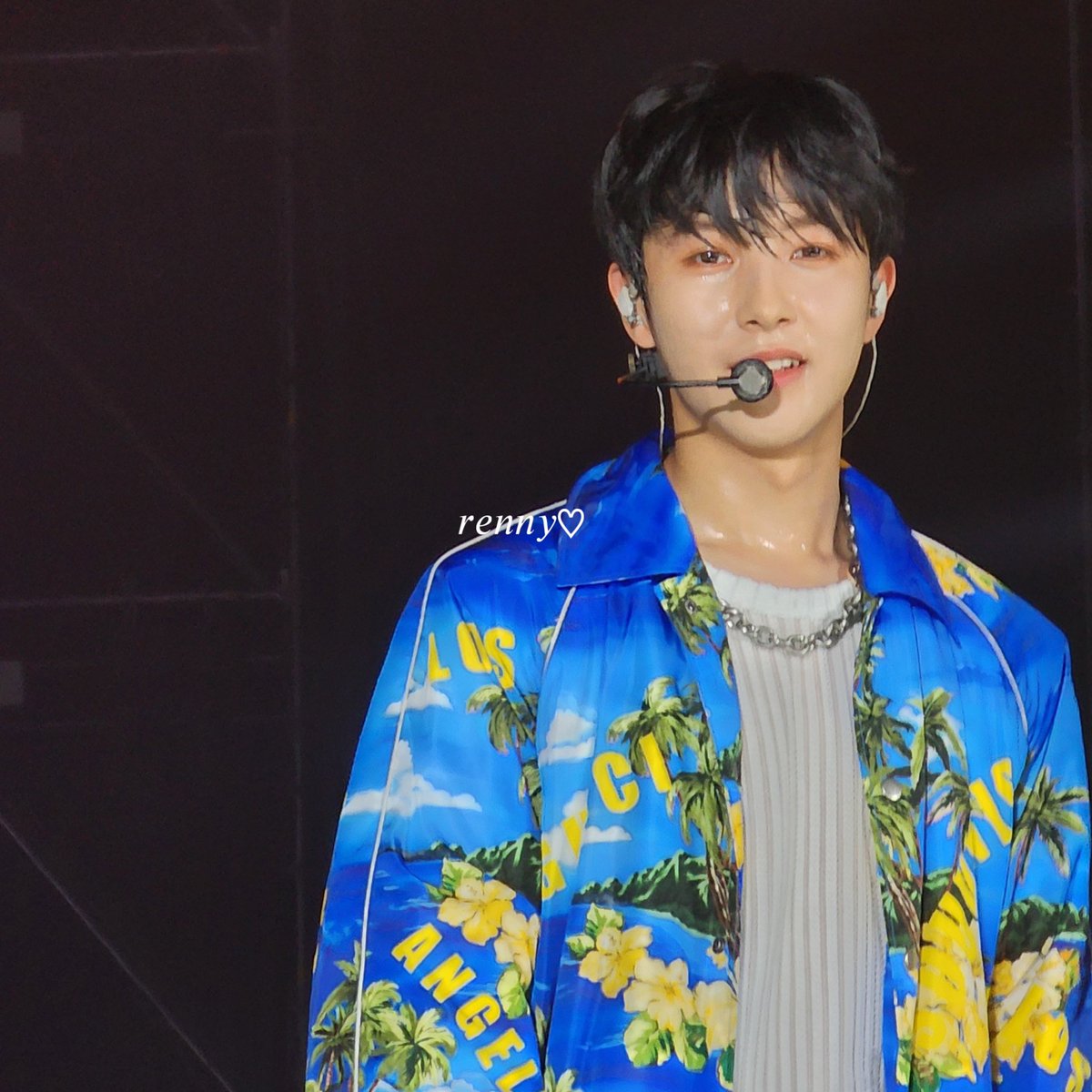 𝑟𝑒𝑛𝑛𝑦♡ tweet media