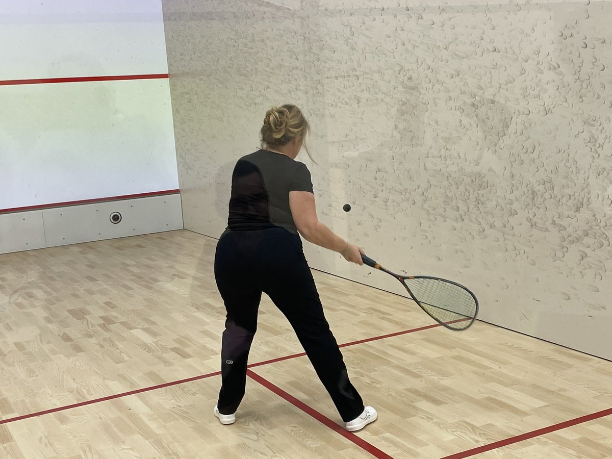 PCattuzato's tweet photo. Soirée #squash au #RedZone hier soir . Merci #AvecOuSansCravatte #YannBourasseau #ouestcourtage #AntoineDaviaud #DynabuyLesSablesOcéan #CPME85 #challans #vendée #atlantiqueVendéeTransactions #financeconseilchallans #larochesuryon #business #clubdaffaires https://t.co/620i52iBBf