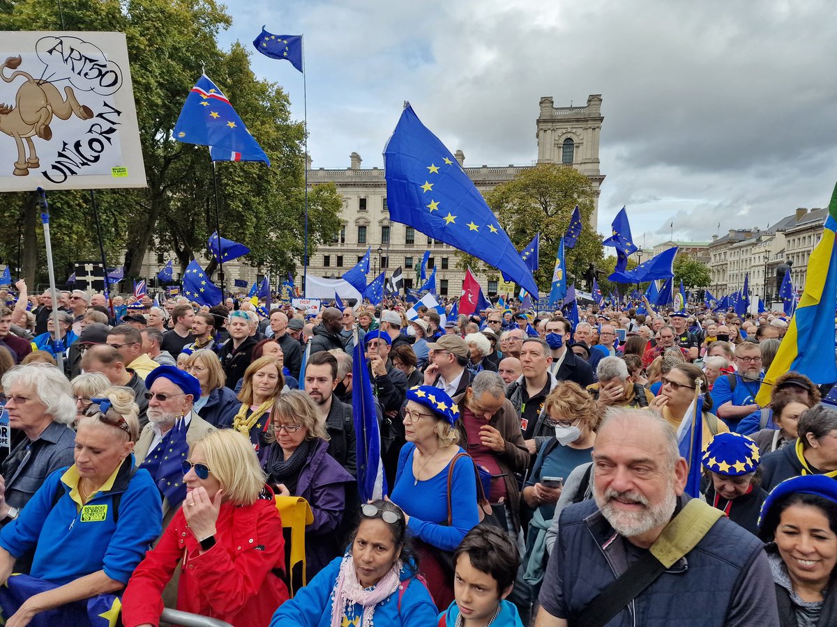 Just announced at the stage from #marchforrejoin – there are up to 50,000 people here!