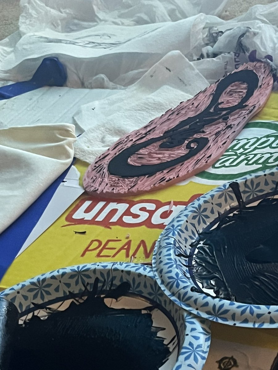 LordCaesar887's tweet photo. First bag, learned as we went, shout out to @camillionsart for the literally making it happen 🛍 https://t.co/7uau4WNaoh