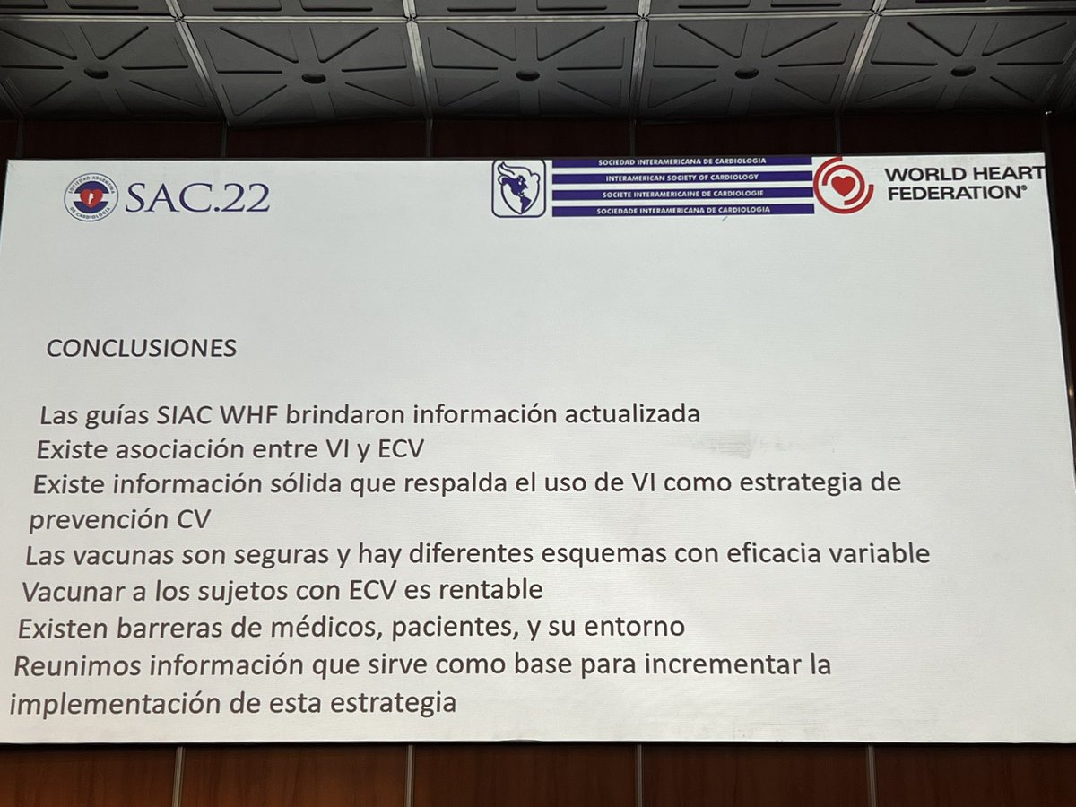 El Dr. @EzequielZaidel presentando las guías SIAC WHF sobre vacunación contra influenza y prevención de Enf 🫀 #SAC22 @SAC_54