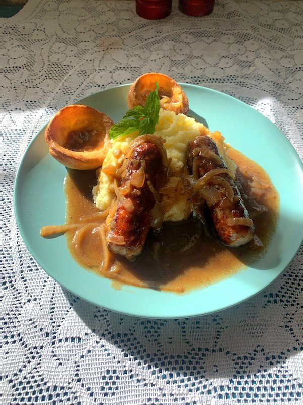 Sausage and Mash is back on at Yeha Noha Cafe &amp; Bar this weekend. 
Only £8 per dish. Hope to see you there!!! <a href="/YehaNohaCafe/">Yeha Noha Cafe & Bar</a> 
#southnorwood #croydon #sausageandmash #sausages #London #Norwood