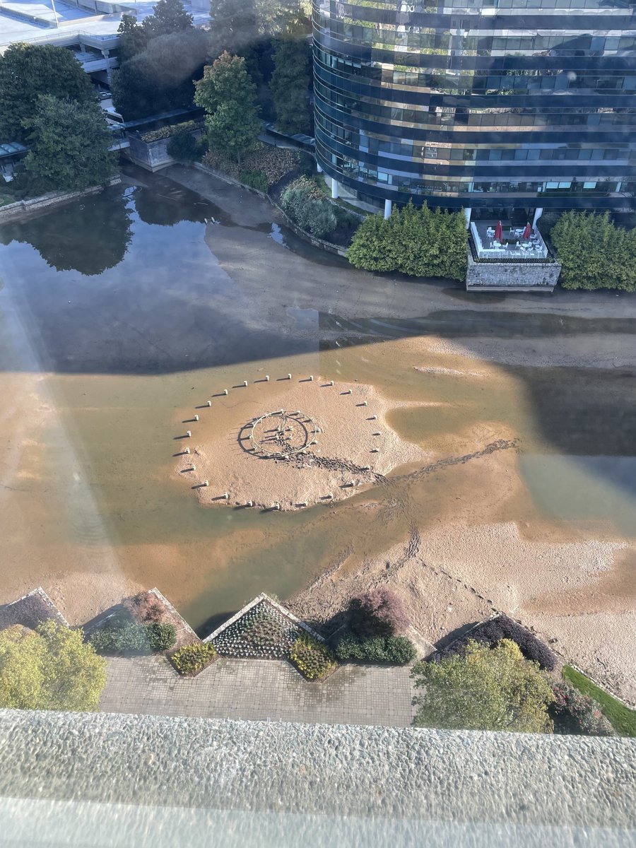 maureen_crow's tweet photo. When your hotel says they’ll give you a room w a view of the lake. ⁦⁦@WestinPerimeter⁩ ATL https://t.co/EPM6Lnzz7E