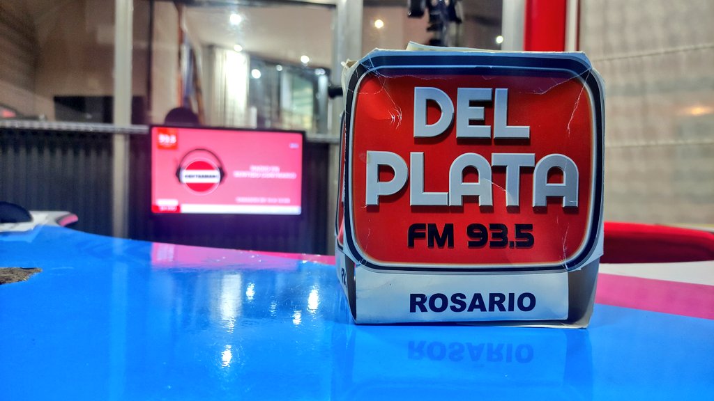 Contramano Radio tweet media