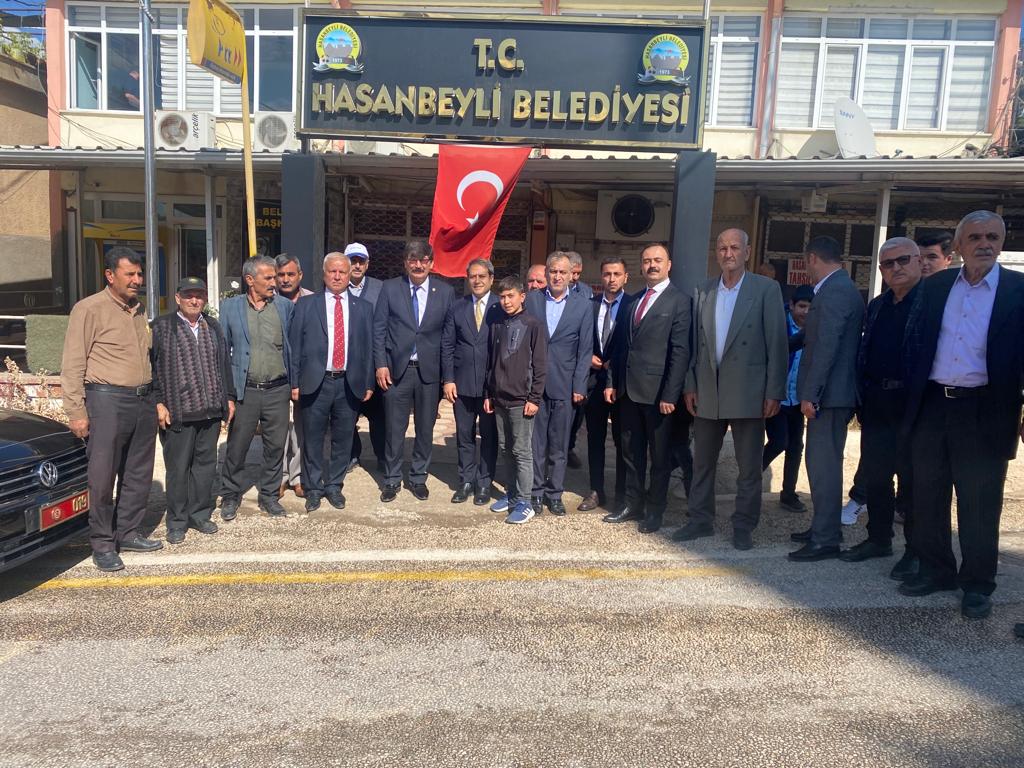 Bshrtlii7's tweet photo. #Şehirbuluşmaları programı kapsamında ilçemizi ziyarette bulunan Gaziantep milletvekilimiz TBMM milli idare amirimiz Sn. @AliSahin501 'i  Hasanbeyli Belediye Belediyemizde ağırlayarak belediye ziyaretimiz ile başladık 
#Hedef2023 https://t.co/SKkqK1KIhw
