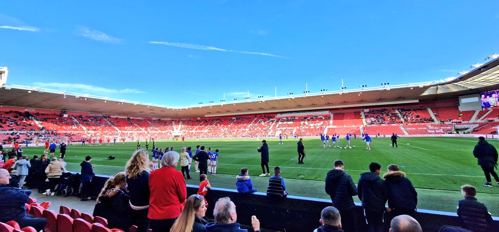 Perfect day for a match. Here's to 3 points 🦁💪#UTB