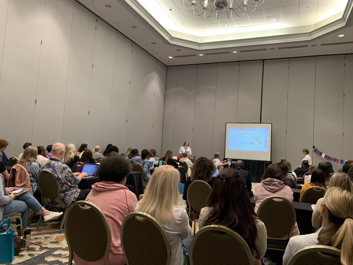 ErnestCoxJr's tweet photo. @BayDistSchools Counseling Leaders leading a session on minute meetings at the #FSCA22 @myFSCA. https://t.co/TP3gyMY1JS
