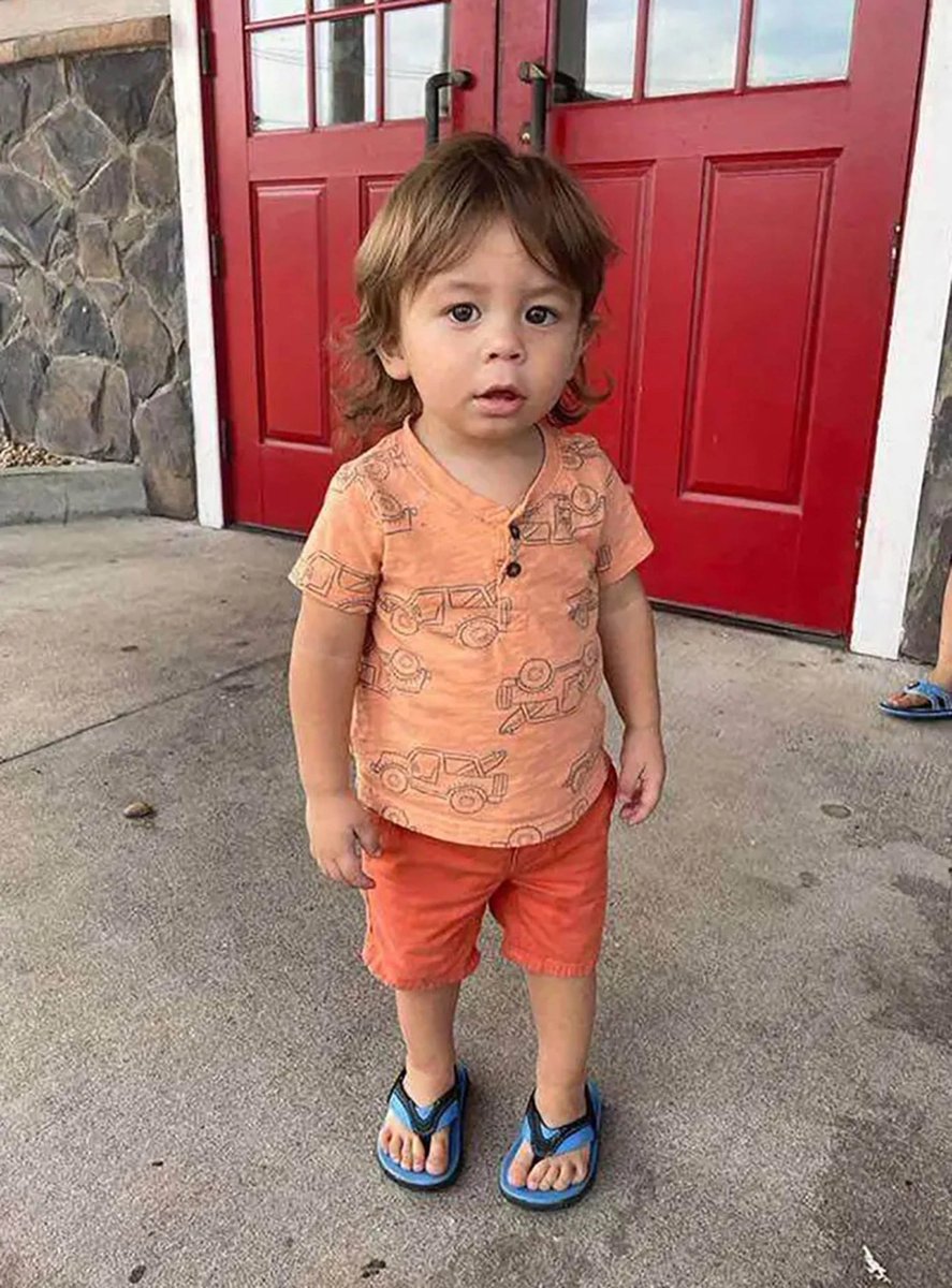 Quinton Simon disappeared 10/5 & police say that they believe the child is dead. They named his mother, Leilani Simon, 22, as a 'prime suspect.' While police search a landfill for the toddlers remains, Leilani & her mother were recently spotted out partying. Casey Anthony vibes