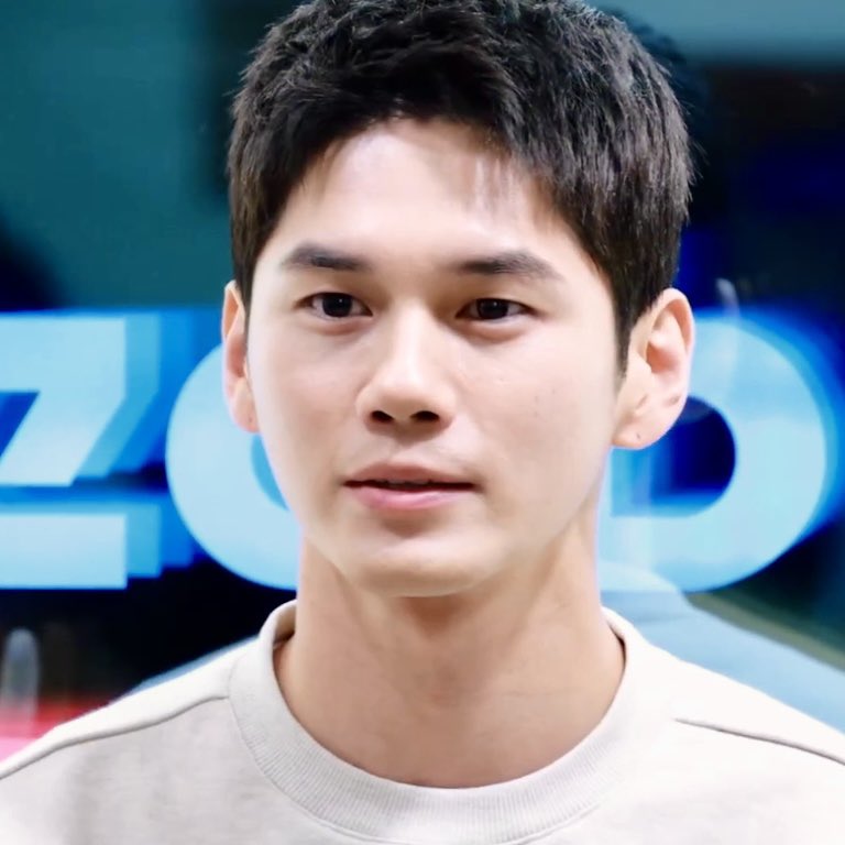 ongshot's tweet photo. #ONGSEONGWU  #옹성우 #องซองอู https://t.co/NZCnTBm5r4
