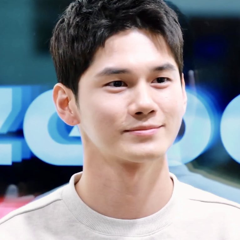 ongshot's tweet photo. #ONGSEONGWU  #옹성우 #องซองอู https://t.co/NZCnTBm5r4