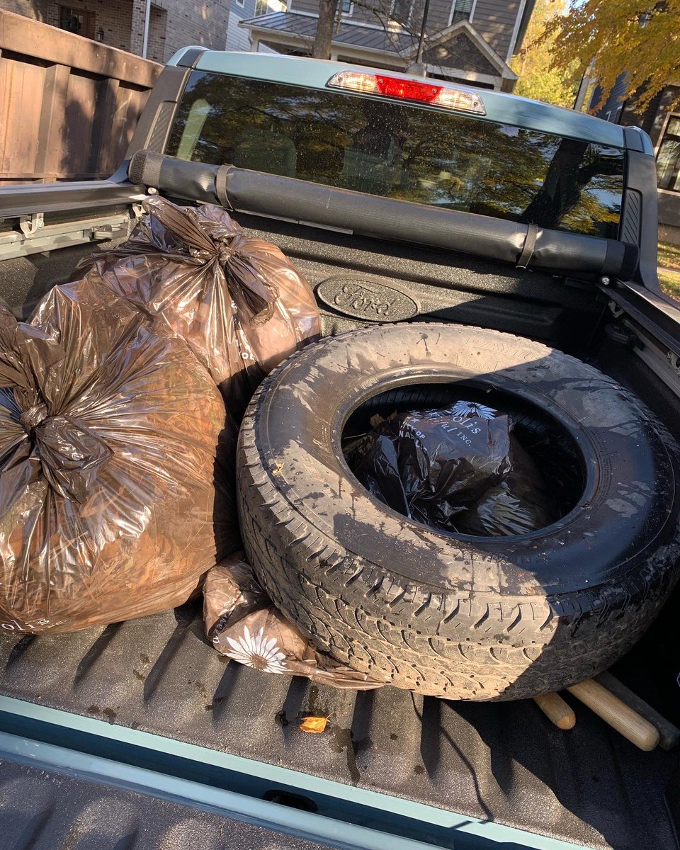 IndyHolyCross's tweet photo. Thank you for coming out for the #GreatIndyCleanUp today! Volunteers cleared more than 5 truckloads of debris and litter from the storm drains and streets. Thank you @kibiorg & @IndyDPW for support. Keep up the great day-to-day cleaning. Our neighborhood has never looked better! https://t.co/wkpGiku1yG