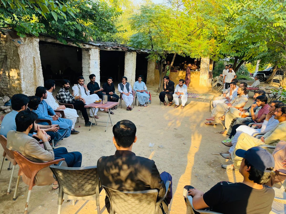 PSCIIUI's tweet photo. Glimpses from #PSC_IIUI weekly study circle. https://t.co/kO26mUBQNN
