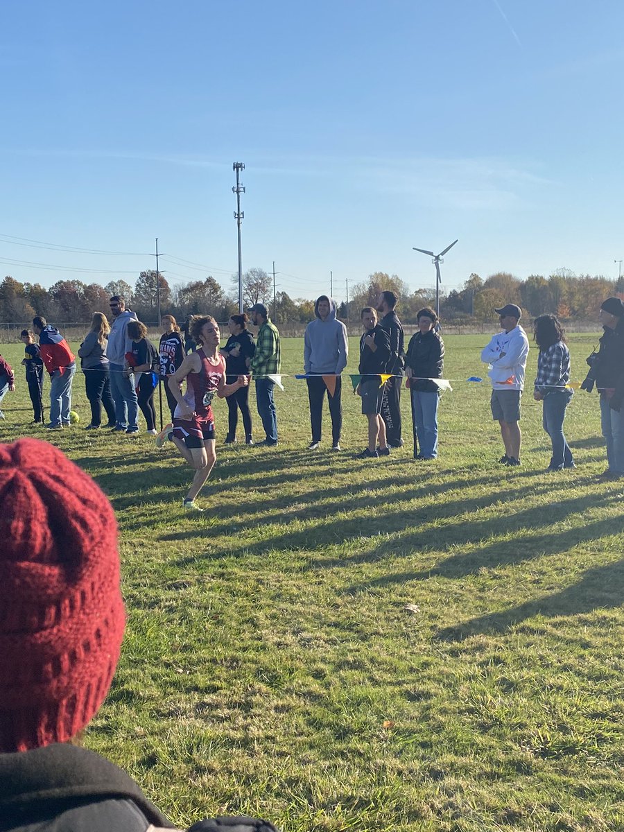 Joe Fox coming in hot! Places 11th unofficially and advances to regionals! <a href="/Dukes_XCountry/">Wellington Dukes Cross Country</a>