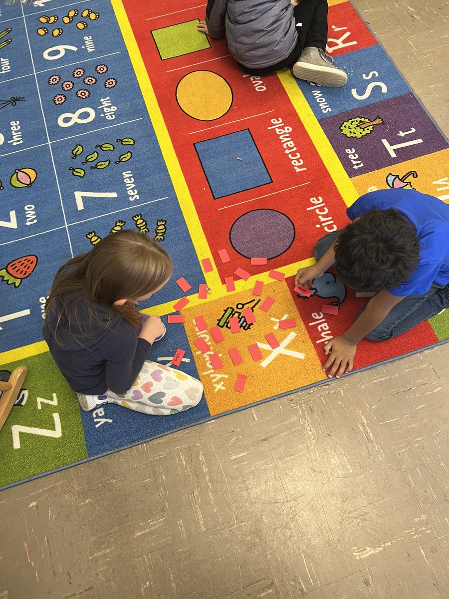 7Melinda7's tweet photo. We had so much fun playing Tricky Word memory. #ckla #trickwords https://t.co/XB8hLOAkK0