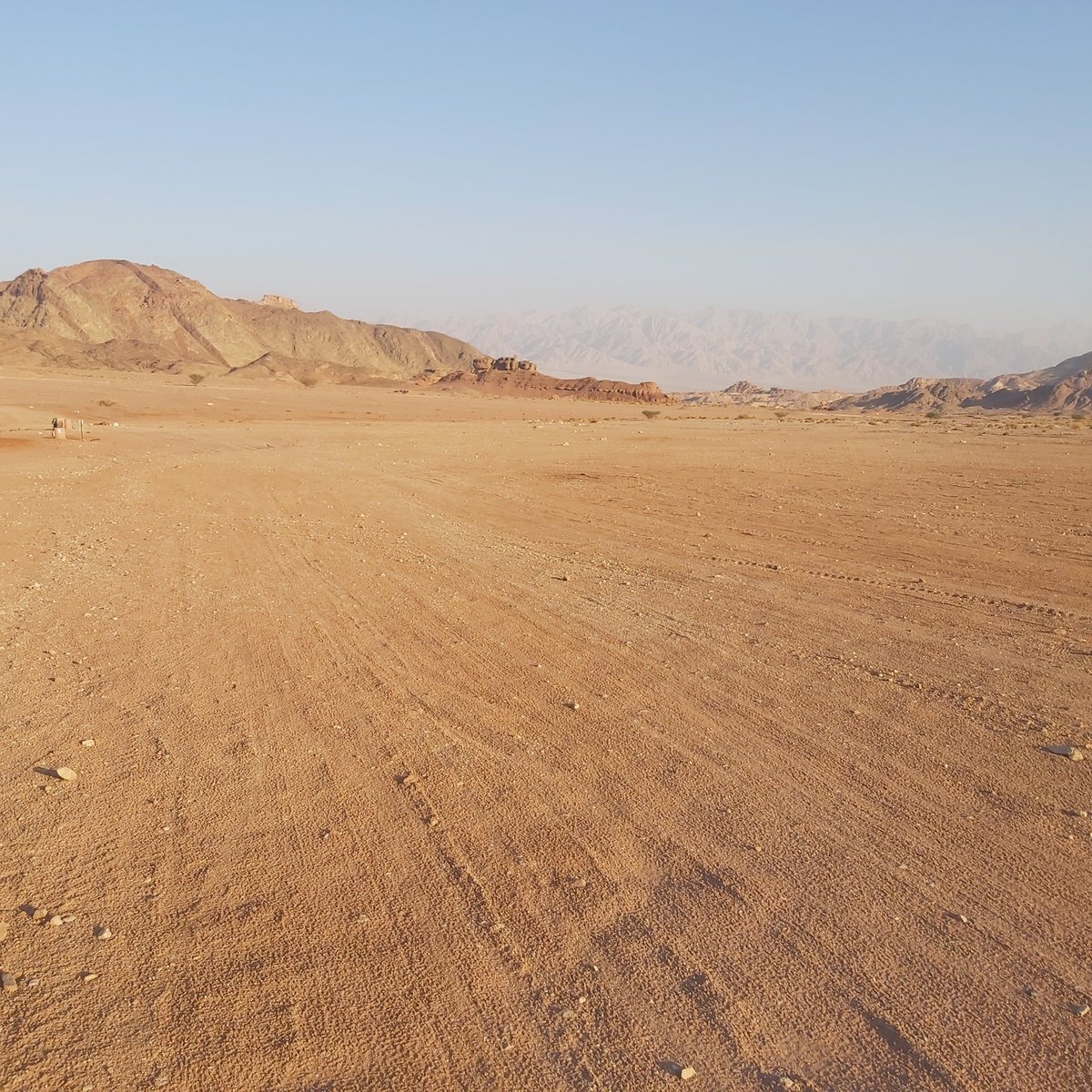 BregtKippers's tweet photo. #Timna in the #Negev
Another kind of autumn https://t.co/zTQniHhXNW