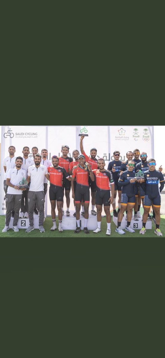 Alraed_SG's tweet photo. | 🚴🏻‍♂️🏆

نادي #الرائد للدراجات يختم المرحلة النهائية من بطولة دوري الاتحاد الثانية "كبار" للممتاز بالمركز الأول 🤩

مبرووك دراجات التحدي 👏🏻❤️🖤 https://t.co/WHK8Yc4DCo