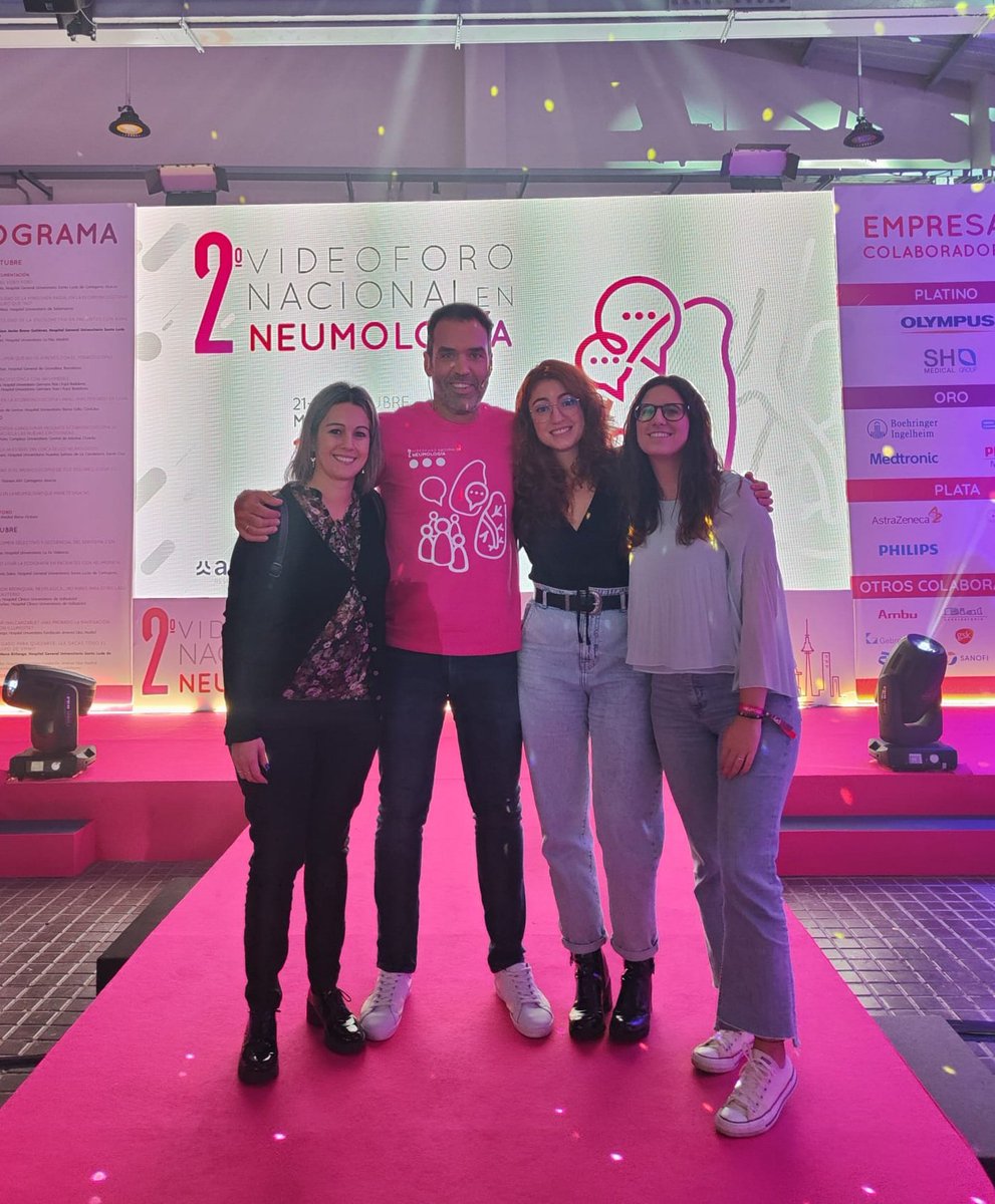CrisGRebollo's tweet photo. ¡Espectacular el #Videoforo de Neumología organizado por @jpallaresneumo!
Aprender de los mejores y de esta forma es un privilegio.
¡Con ganas de ir ya al siguiente! https://t.co/sq8YzkdQtw