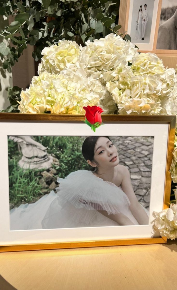 2022/10/22
#YunaKim #김연아
#고우림 #KoWoorim 
결혼식 
고우림 ♡ 김연아