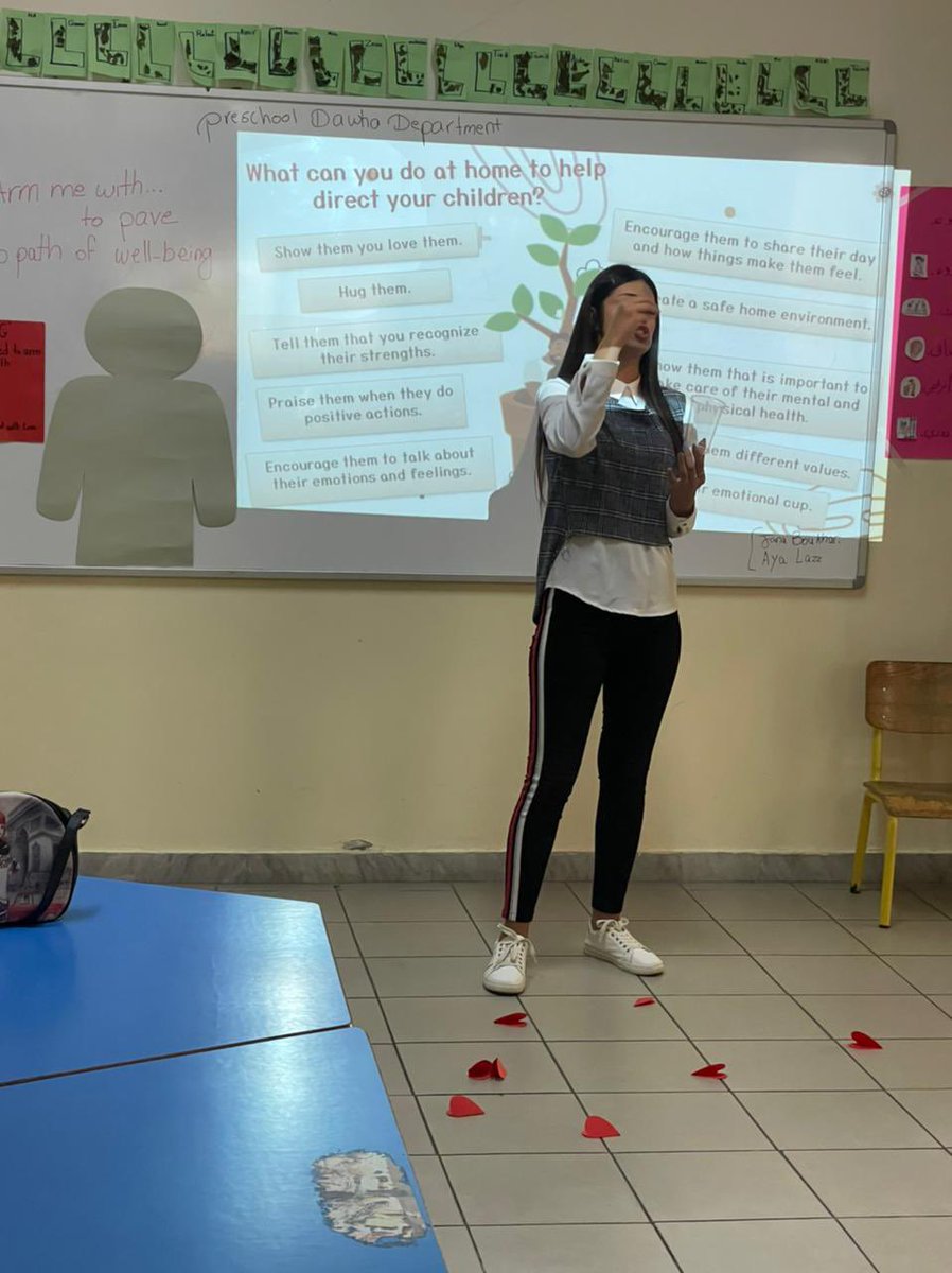 JanaBoukhari's tweet photo. This is what parents say to provide and teach their kids some emotional words in order to fill them again with peace. 🕊️✨✨✨
It was a pleasure meeting you dear parents.💕💕
@FThaalby 
@makdawhaschool 
#agreementwithlove 
#open-house https://t.co/StmnmlEBf6
